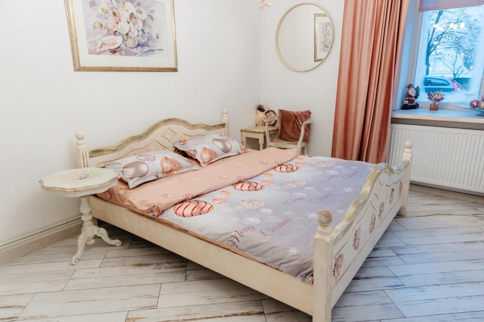 Vintage Apartament Ultracentral Craiova Exterior photo
