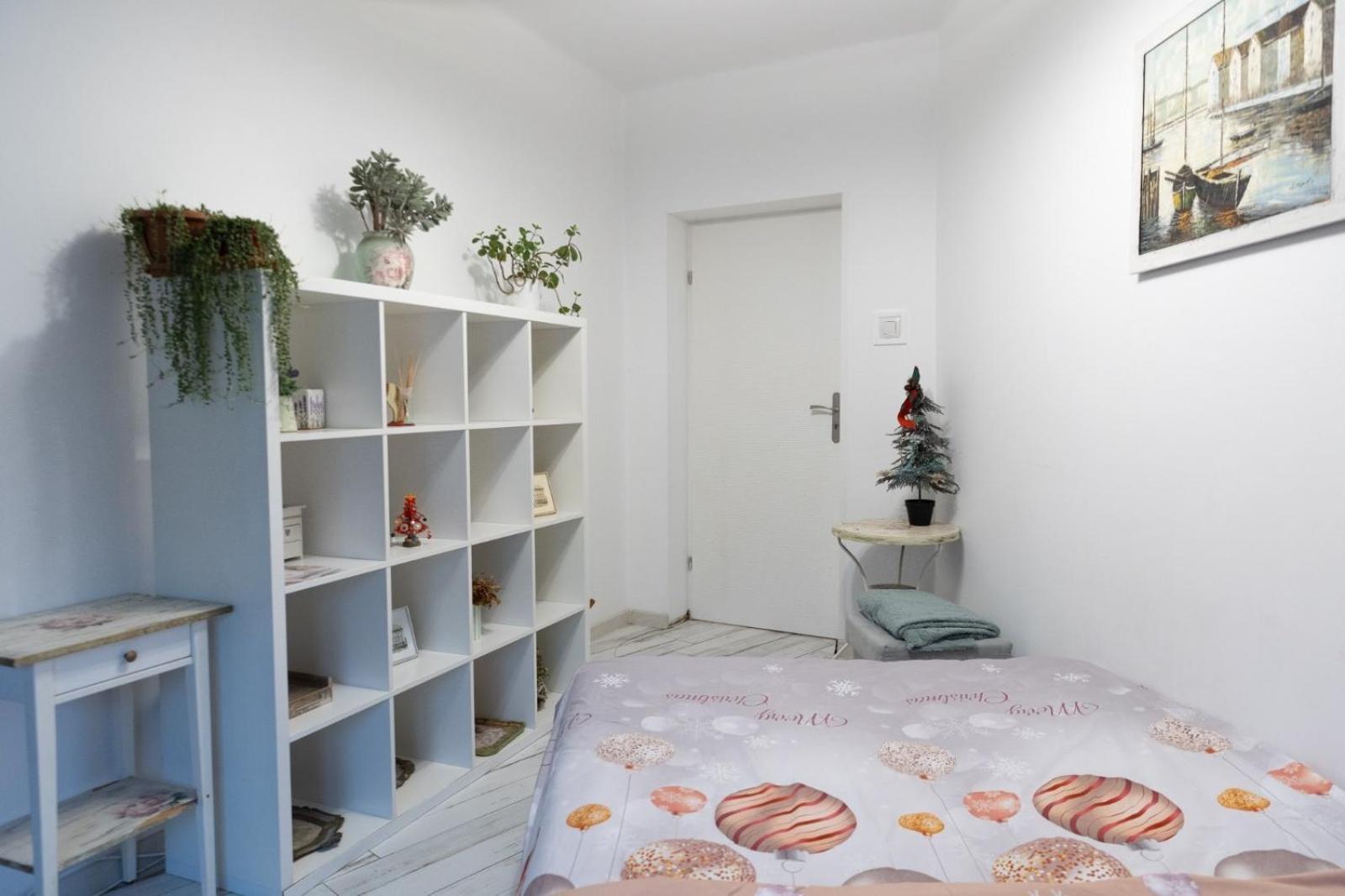 Vintage Apartament Ultracentral Craiova Exterior photo