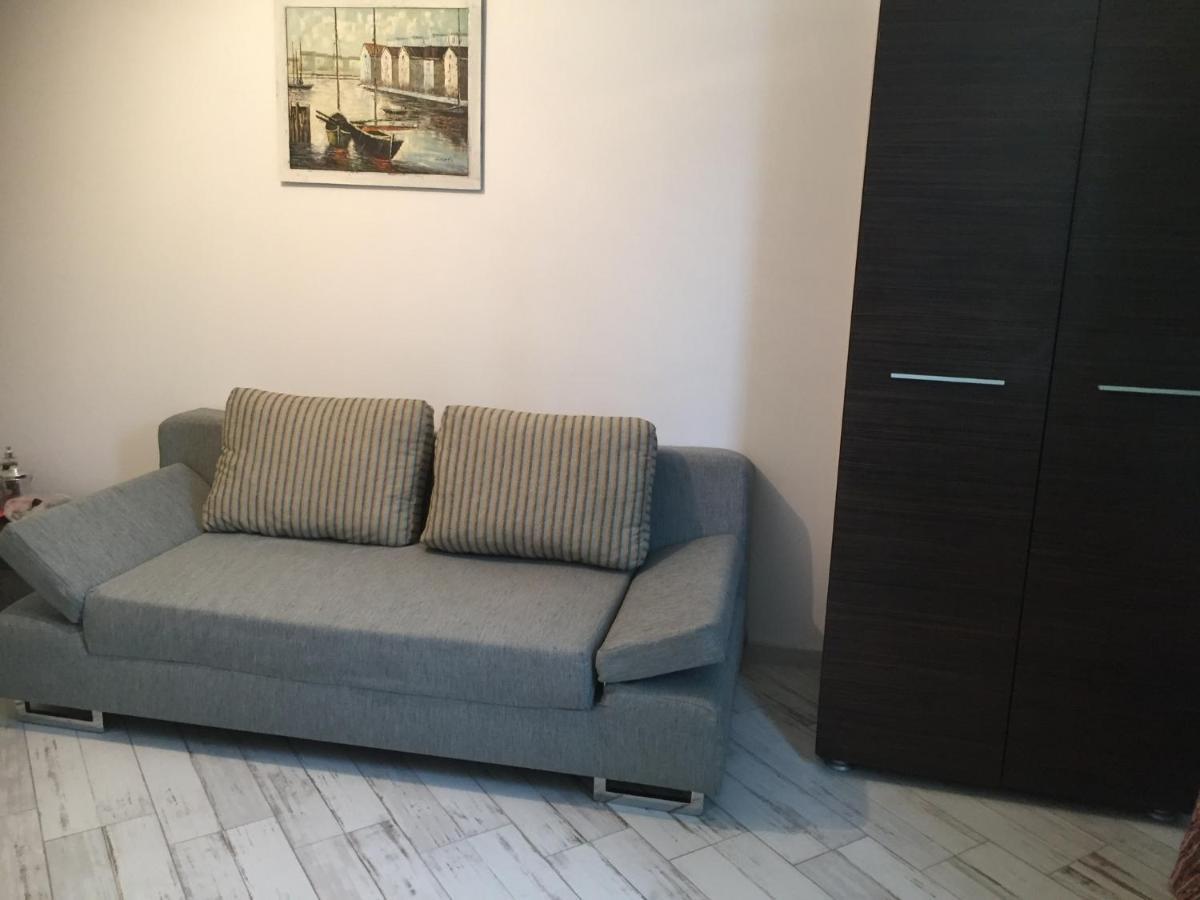 Vintage Apartament Ultracentral Craiova Exterior photo